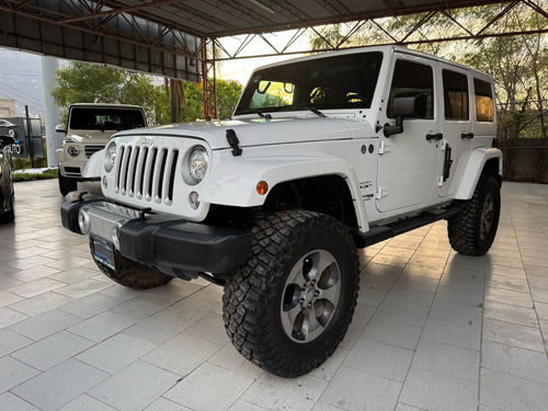 Jeep Wrangler 3.8 V6 Unlimited Sahara JK 4x4 At