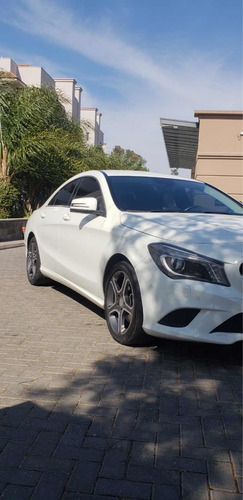 Mercedes-benz Clase Cla 1.6 Cla200 Coupe Urban 156cv Mt 2014