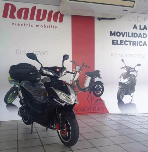 Imagen 3 de 11 de Ralvia Scooter Rm