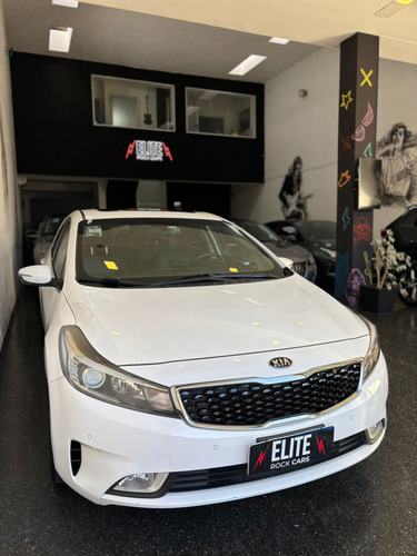 Kia Cerato 2.0 Sx At6