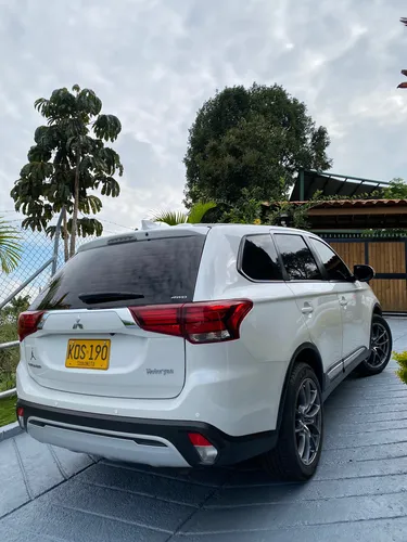 Mitsubishi Outlander Kaiteki Outlander kaiteki