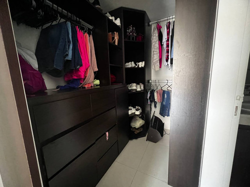 Apartamento En Uno De Los Mejores Edificios De La Isla, Playa Real, Isla De Margarita