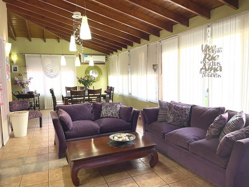 Venta Chalet 9 Amb. S/lote 20x45 Ramos Mejía Con Piscina