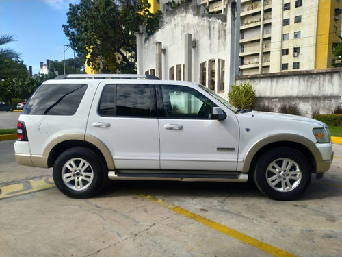 Imagen 4 de 13 de Ford Explorer