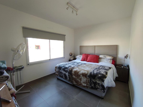 Imagen 7 de 18 de Excelente Casa Interna En San Francisco - Complejo Villa Nueva