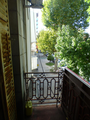Imagen 13 de 21 de Casa En Venta En La Plata Calle 13 E 45 Y 46 Dacal Bienes Raices