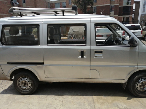 Chevrolet N300 Full Equipo