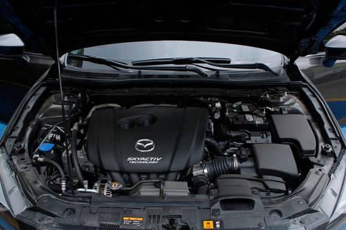 Mazda 3 2.0 Touring