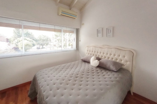 Amenedo Al 600 Adrogue Triplex Excelente Jardin Parrilla Doble Coch 3 Dorm