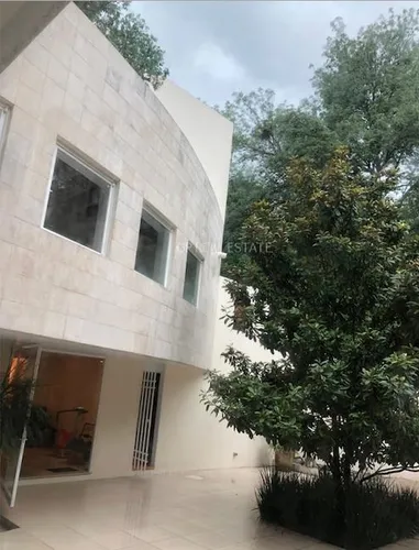 Bosques De Las Lomas De Arq. De Renombre. Casa Con Terrazas