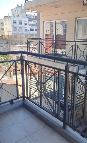 Alquiler Monoambiente Con Balcon Cuadra Y Media De Rivadavia Estacion Subte Linea A San Pedrito