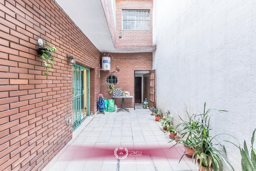 Venta Casa Terreno 126m² En Boedo Almagro Con 277m² Construidos 3 Terrazas Patio Quincho Parrilla