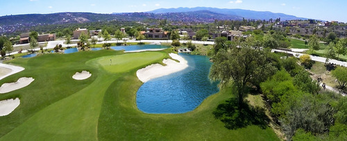 Lote De 577m2 En El Club De Golf Ventanas De San Miguel 