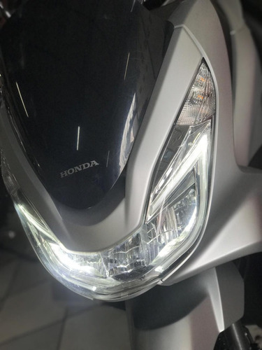 Imagem 2 de 15 de Honda Pcx 150