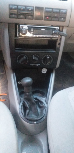 Volkswagen Gol 2000 1.0 16v 5p