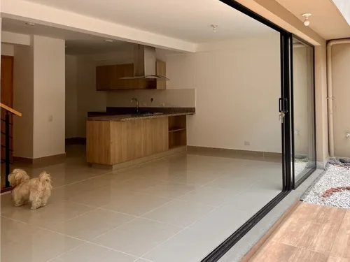 Casa Duplex En Arriendo En Unidad Abierta, A 2 Cuadras Del Parque De San Antonio