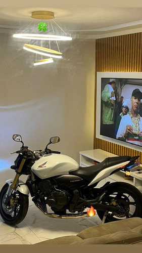 Moto Nova De Garagem, 100% Revisada , Sem Detalhes !