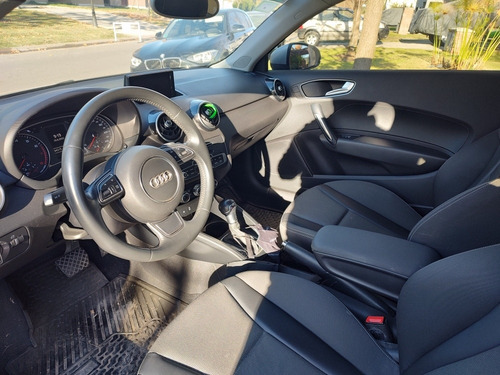 Imagen 9 de 16 de Audi A1 2015 1.4 Ambition Tfsi 122cv Stronic