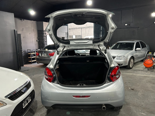 Imagen 7 de 25 de Peugeot 208 Allure Nav Tiptronic 2017 No Feline Sport Thp