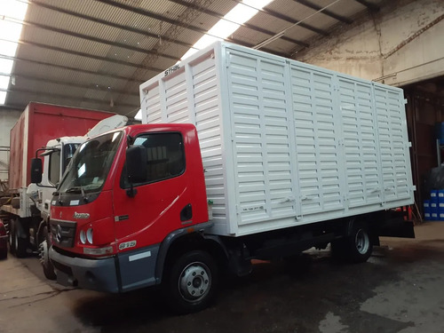 Mercedes Benz Accelo 815 2016