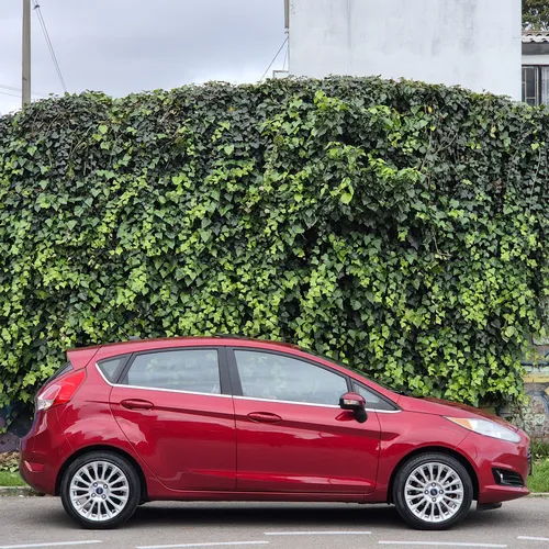 Ford Fiesta 1.6 Titanium Mec HB EL MÁS FULL CERTIFICADO POR AUTOMAS