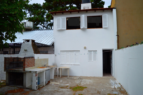 Casa, 3 Dormitorios, Cochera, Parque.