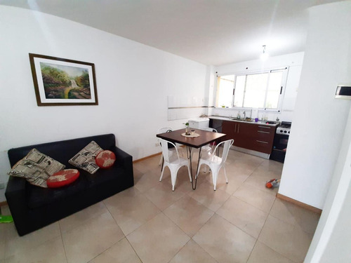 Imagen 2 de 9 de Venta Depto Dos Ambientes Monte Grande