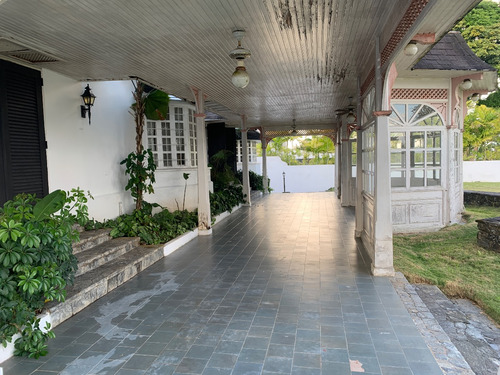 Casa En Venta En La Lagunita