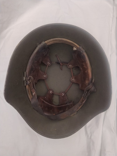 Casco De Militar De Acero Ejército Suizo M 18/43 (Usado)