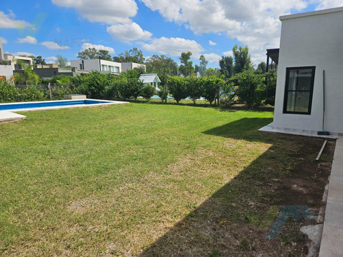 Casa En Venta 4 Amb. - Barrio Cerrado San Pablo Financiación Propia