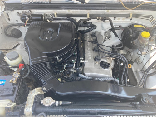 Imagen 11 de 14 de Nissan Np 300 2014 Caja Seca