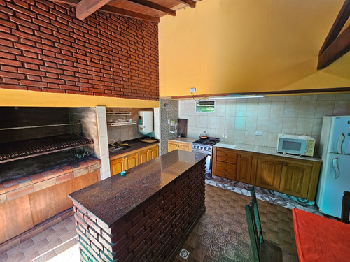 Quinta En Venta En Cañuelas Con Piscina, Quincho Y Casa De Casero.
