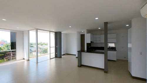 Apartamento Moderno En Condominio Campestre Altana, Barrio Pance. 131 M2, Piso 5, Ascensor, 2 Habitacioenes