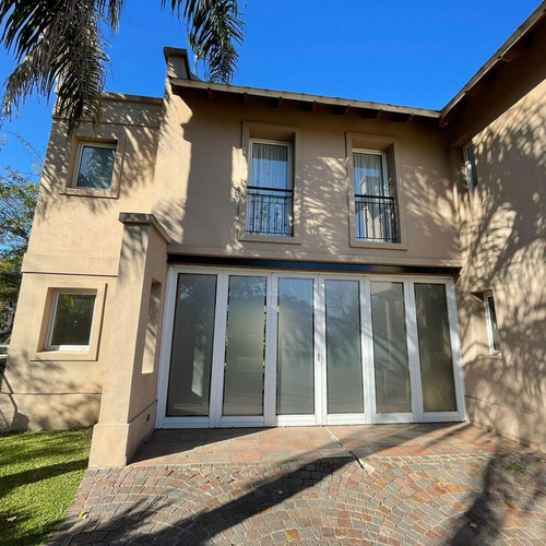 Casa En Venta Campos De Alvarez
