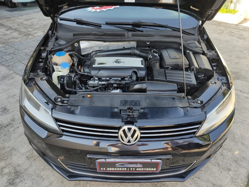 Volkswagen Jetta 2.0 TSI HIGHLINE 200CV GASOLINA 4P TIPTRONIC