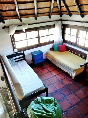 Hermosa Casa A Pasos De La Playa- Ref: 5164