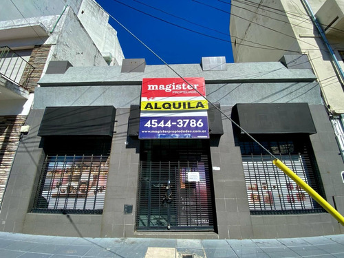 Local Comercial Sobre Av. Balbín Y Av. Congreso. Coghlan.