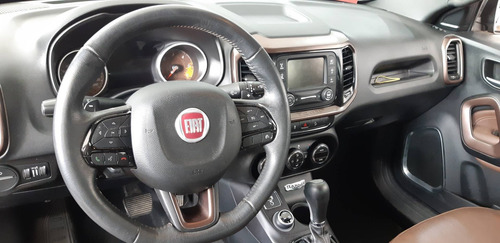 Imagem 2 de 13 de Fiat Toro 2.0 16v Turbo Diesel Volcano 4wd At9