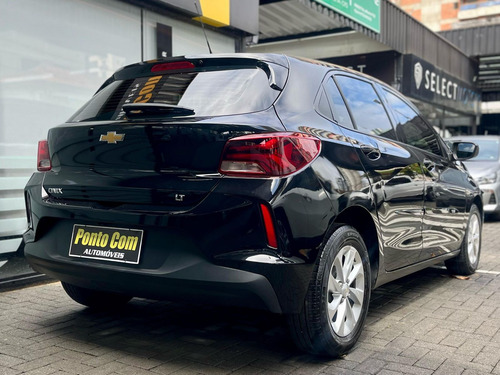 Chevrolet Onix HATCH LT 1.0 12V Flex 5p Mec.
