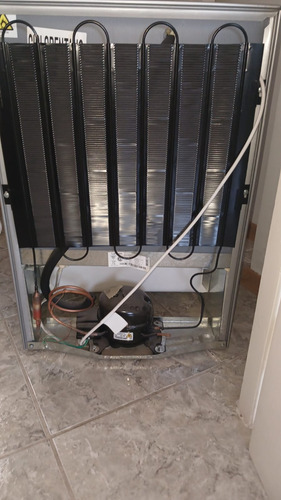 Heladera Dream Bajo Mesada ( Mdq ) Plateado (Usado)