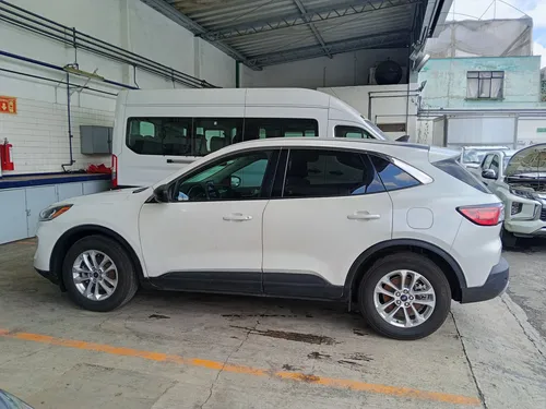 Ford Escape 2.5 SE Hybrid At