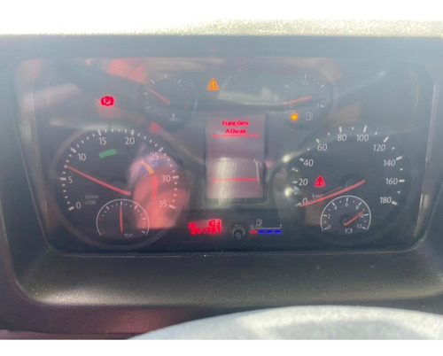 Volkswagen 10160 2015
