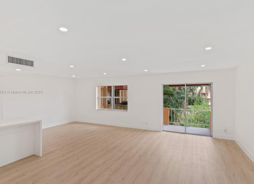Departamento En Venta, Hialeah, Fl