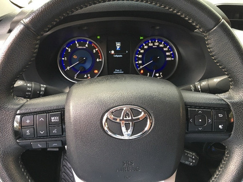 Toyota Hilux Srv