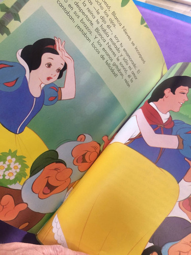 Blanca Nieves Walt Disney (Usado)
