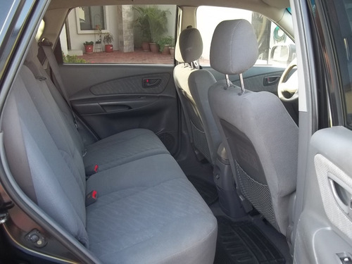 Imagen 3 de 4 de Hyundai Tucson 2005