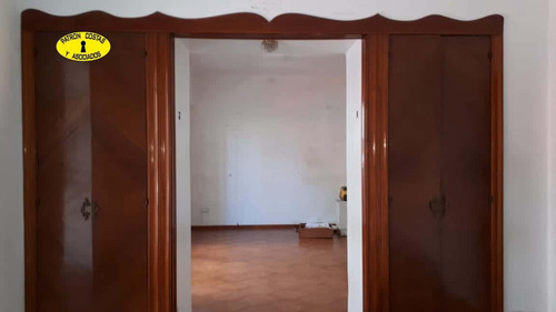 Imagen 7 de 11 de 2908am- Alquiler Ramos Mejia Centro Comercial/ Vivienda
