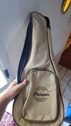 Ukelele Concierto Bamboo Con Funda Incluida Usado Ukulele Bu-23 Candy Bamboo