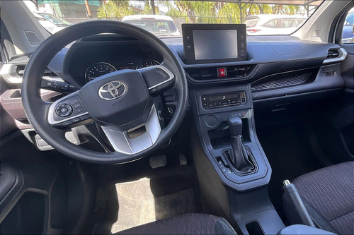 Toyota Avanza 2023