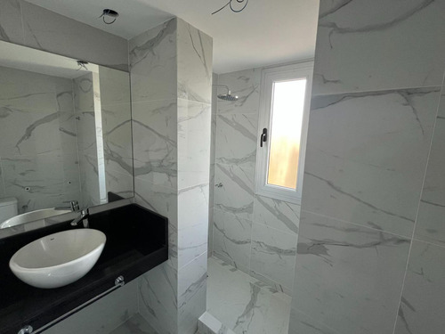 Venta Dpto 2 Dorm Torre Le Coin Sobre Boulevard